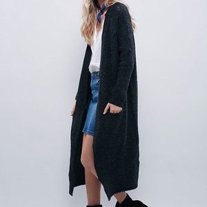 FREE PEOPLE “Santa Cruz” maxi alpaca cardigan